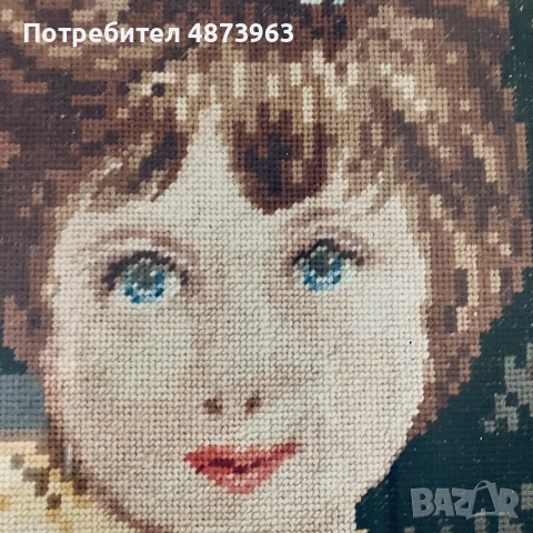 Ръчно ушит гоблен „Момичето с кученцето“ – с дървена рамка, снимка 2 - Гоблени - 55138110
