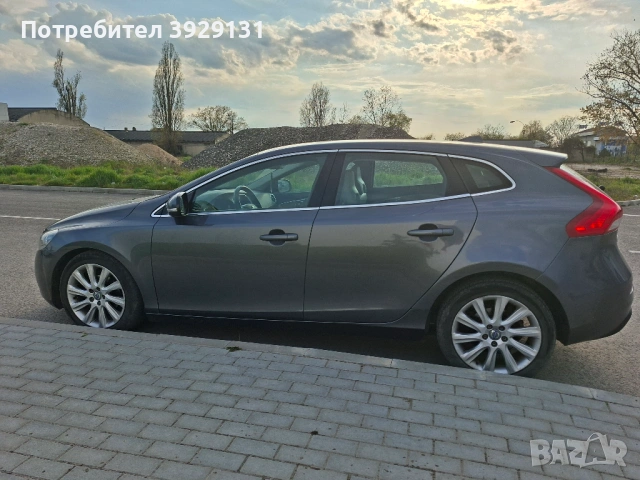 Volvo V40 1.6D Summum, снимка 14 - Автомобили и джипове - 54564200