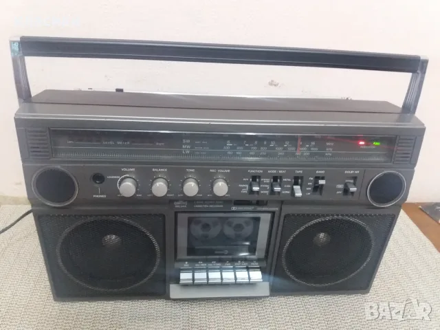 Радиокасетофон  "intercord STEREO. ", снимка 8 - Радиокасетофони, транзистори - 55420431