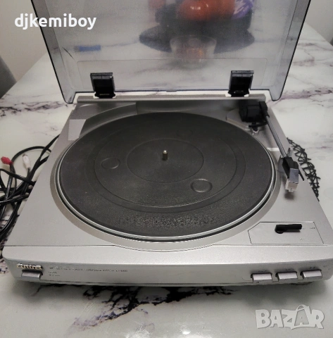 Грамофон Aiwa PX-E860 вграден Riaa коректор