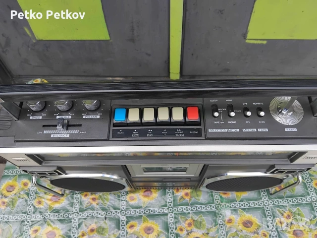 Продавам Касетофон ( OSAKA TRS-2000S) , снимка 3 - Радиокасетофони, транзистори - 54965249