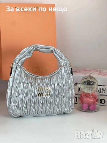 Miu Miu Дамска Чанта Миу Миу - Различни Цветове Код SK1366