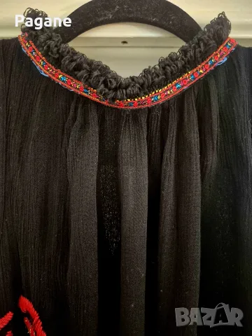 Desigual Страхотен черен топ с красива бродерия и пайети 🌹

​, снимка 5 - Корсети, бюстиета, топове - 55396104