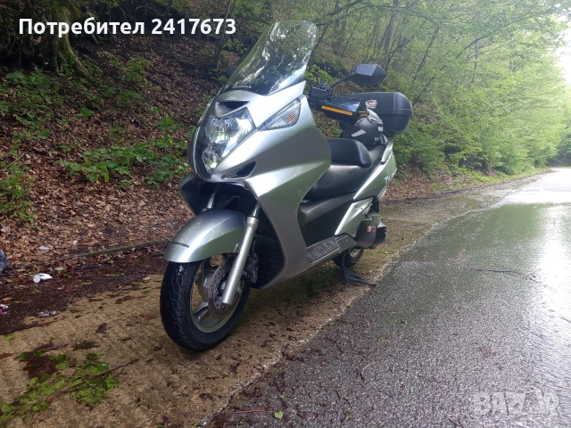 Honda silver wing 600