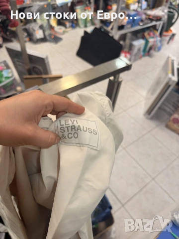 Яке за дъжд Levi’s Sloan/ размер S
, снимка 6 - Якета - 55406236