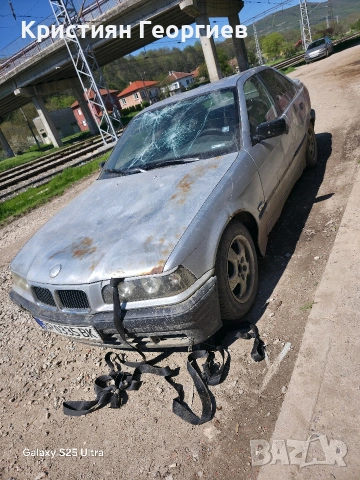BMW 316 i, снимка 4 - Части - 54243130