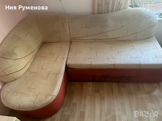 Разтегателен ъглов диван с ракла