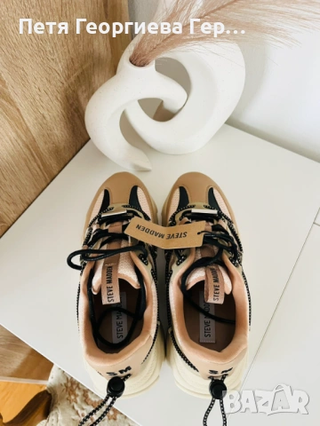 Нови маратонки на Steve Madden , снимка 8 - Маратонки - 54531562