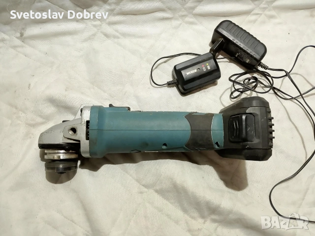 акумулаторен ъглошлайф Wesko 18v