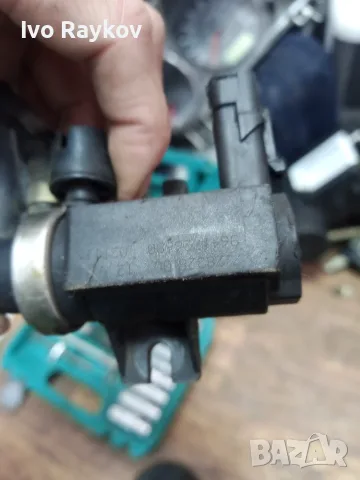 Вакуум клапан за Peugeot 206, 307 2.0 HDI 9641726680,, снимка 3 - Части - 55365533