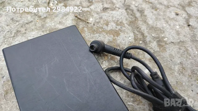 Зарядно за лаптоп/станция A15-180P1A 19.5V 9.23A 180W 5.5*2.5mm, снимка 2 - Лаптоп аксесоари - 55502381