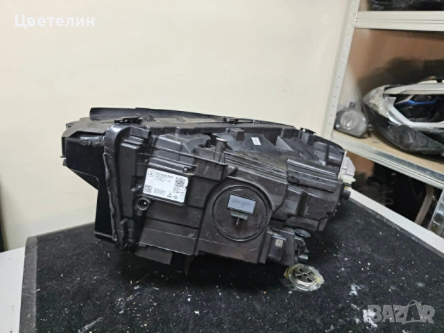 Десен фар за Mercedes GLA W247 в добро състояние., снимка 8 - Части - 54430138