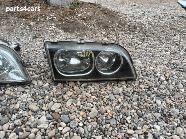 десен фар за волво В40 С40 VOLVO V40 S40, снимка 3 - Части - 49566438