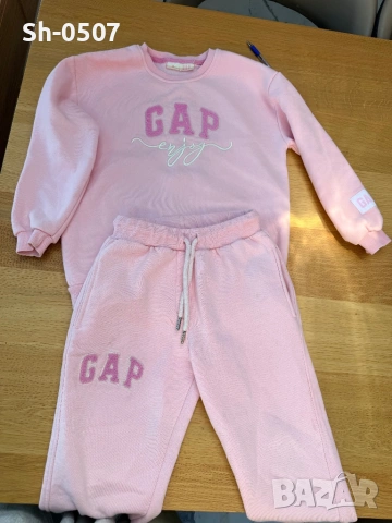 Детски анцуг Gap, снимка 3 - Детски комплекти - 54570806