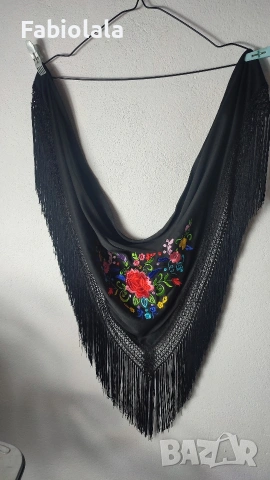 шал 110x75 nr.EE55, снимка 2 - Шалове - 54778355