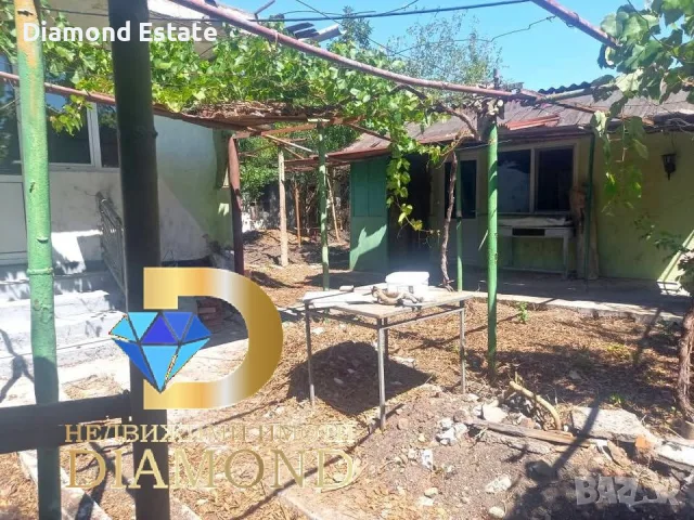 Едноетажна къща в село Бяло поле, общ. Опан, снимка 3 - Къщи - 55407469