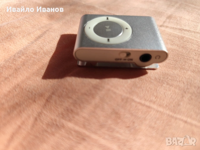 Спортен мини mp3 player щипка ,слушалки и адаптер, снимка 5 - MP3 и MP4 плеъри - 17378772