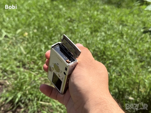 Canon Digital IXUS i – 4.0 MP (Y2K дигитален фотоапарат), снимка 7 - Фотоапарати - 55558670