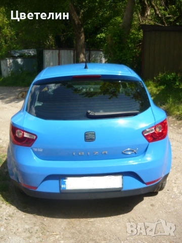 Задни рефлектори и подсветка номер за SEAT Ibiza, снимка 2 - Части - 54338350