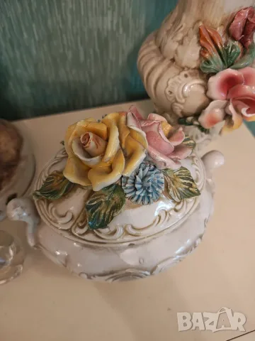 Capodimonte  порцеланов комплект стара ръчна изработка , снимка 6 - Декорация за дома - 55303678