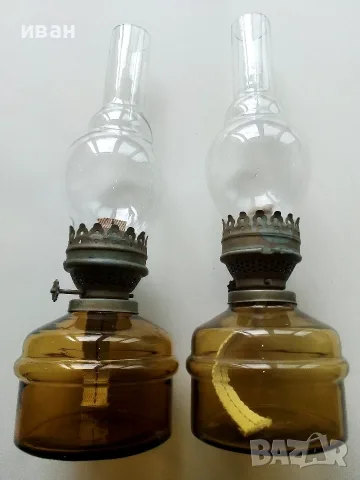 Две стари газени лампи, комплект със стъклото.