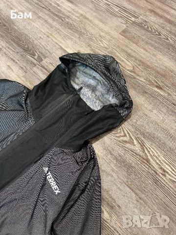 Оригинално мъжко водонепромокаемо яке Adidas Terrex размер С, снимка 6 - Якета - 54383063