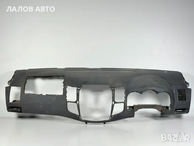 Арматурно Табло Тойота Хайлукс (05-15г)  Десен Волан Armaturno Tablo Toyota Hilux 