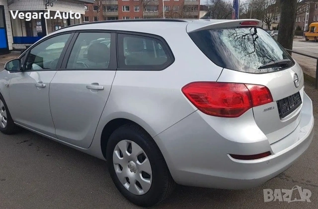 Opel Astra J 1.7cdti 110к.с. 2014 kombi се продава на части, снимка 3 - Автомобили и джипове - 55068383