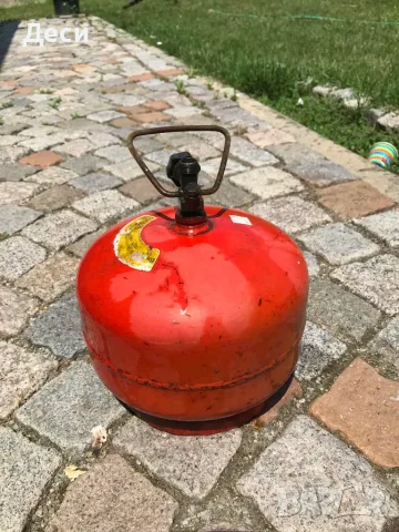 туристическа газова бутилка
