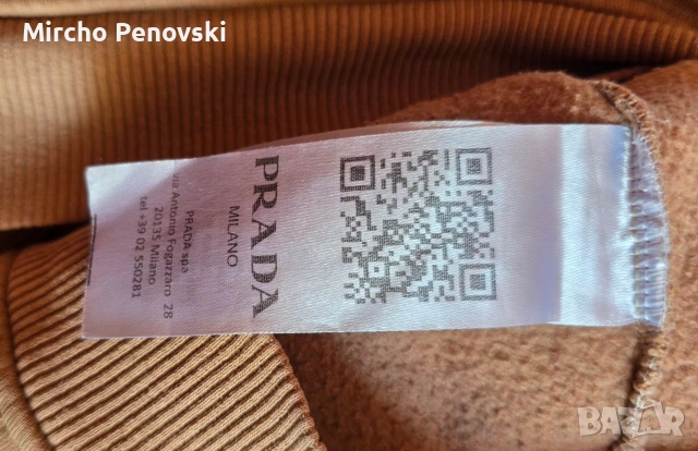 Оригинален суичър / худи Prada Linea Rossa (Размер M), снимка 4 - Суичъри - 55148332
