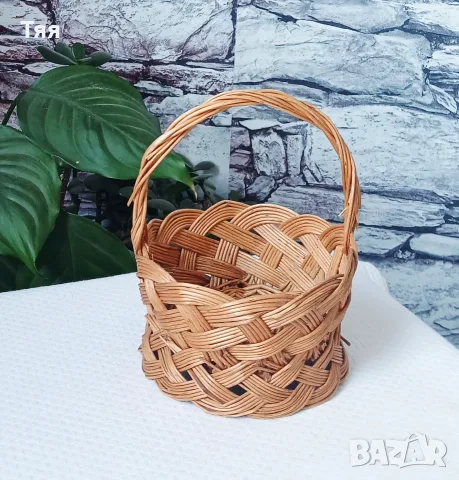 Малка ратанова кошничка 