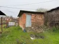 Продавам имот със сграда,гараж и парцел в с.Червена вода област Русе, снимка 6