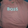 Тениска BOSS пепел от роза с щампа.памук, снимка 3