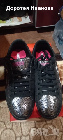 Дамски маратонки Puma 39 номер, снимка 2 - Маратонки - 55152096