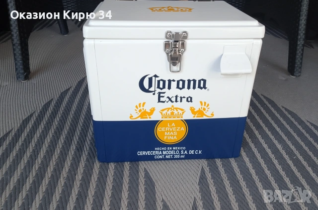Corona Extra ретро метална охладителна кутия