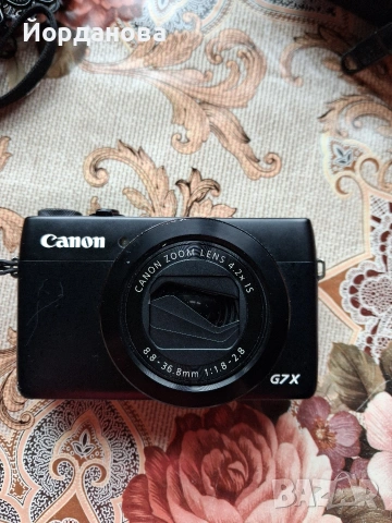 Canon PowerShot G7 X.
