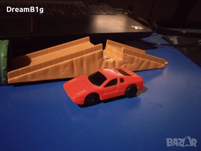 Ретро Hot Wheels Каскадьорски комплект McDonald's (1998) – Колички и рампи, снимка 3 - Колекции - 54323994