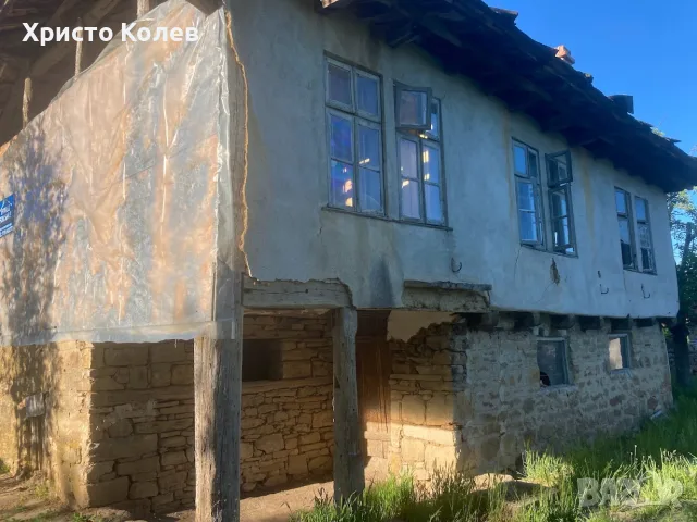 Продавам Къща 80кв с 1000 кв място  в село Лесичарка, снимка 4 - Къщи - 55478628
