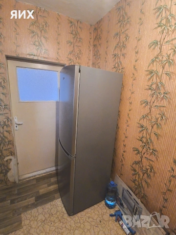 Хладилник Whirlpool , снимка 11 - Хладилници - 53682748