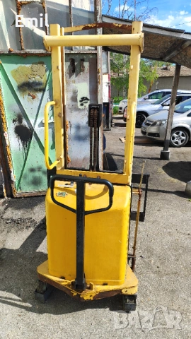 Стакер електрически 1500кг.
