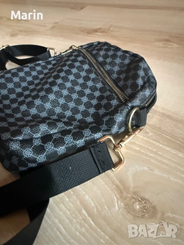 Чанта за през кръста , снимка 3 - Чанти - 53998062