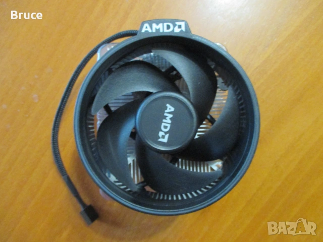 Охлаждане AMD Wraith Spire LED/RGB, сокет AM4/AM5, снимка 3 - Процесори - 54736746