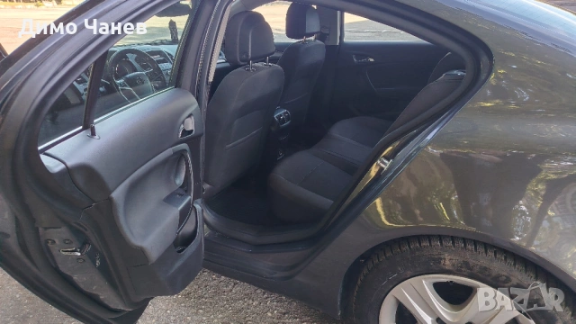 Opel insigniq 1,8/140 бензин с газова уредба, снимка 17 - Автомобили и джипове - 54443883