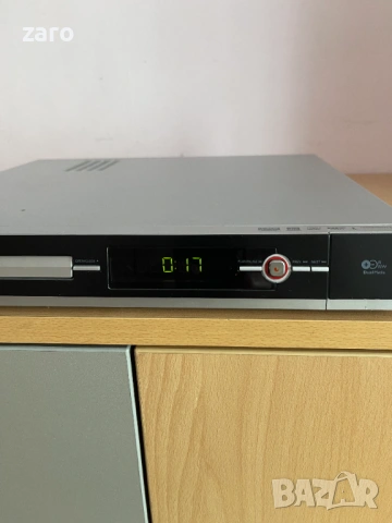 Philips DVDR3480 DVD player/recorder, снимка 11 - Плейъри, домашно кино, прожектори - 54618456
