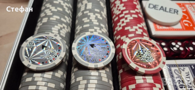 Чипове - покер Poker 900, снимка 4 - Други игри - 54203020