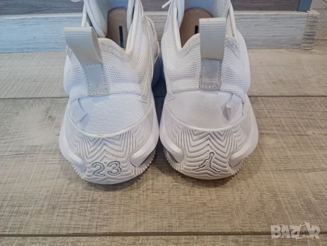 Nike Jordan Stay Loyal мъжки маратон 43 стелка 27,5 см , снимка 4 - Спортни обувки - 55606427