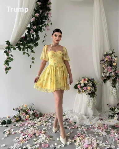 - 40 % Кукленска шифонена рокля на цветя , цвят жълт, снимка 5 - Рокли - 55581064