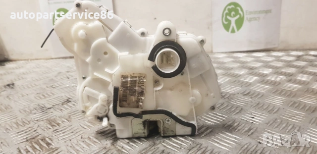 Механизъм за заключване на задна дясна врата за Honda Civic Mk8 1.8 (2007) 72611-SMG-E0 , снимка 3 - Части - 54453777