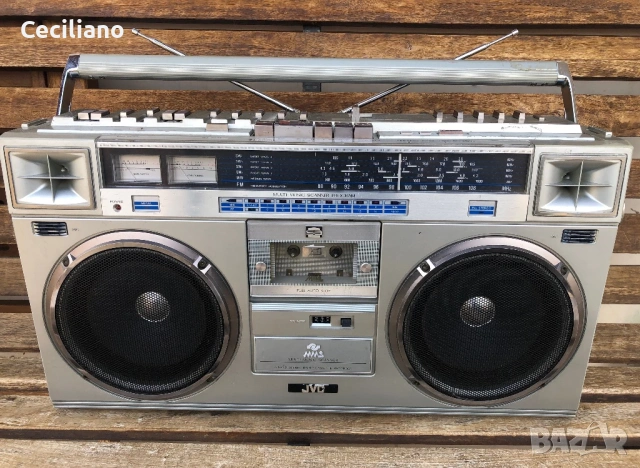 Радиокасетофон  JVC RC M-70 -Работещ, снимка 7 - Радиокасетофони, транзистори - 54083070