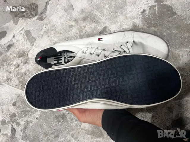 Tommy Hilfiger маратонки бели  №43 нови, снимка 4 - Спортно елегантни обувки - 55407997